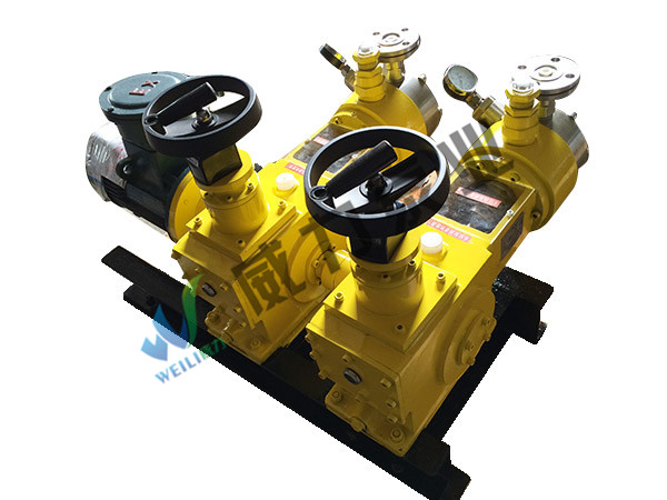 两串联液压双隔膜衬氟带隔膜破裂报警计量泵